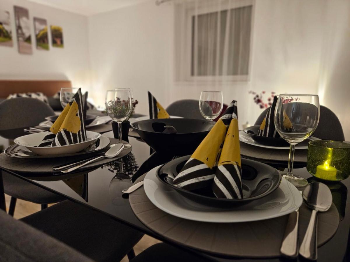 Holiness Apartmanok Сегед Екстер'єр фото